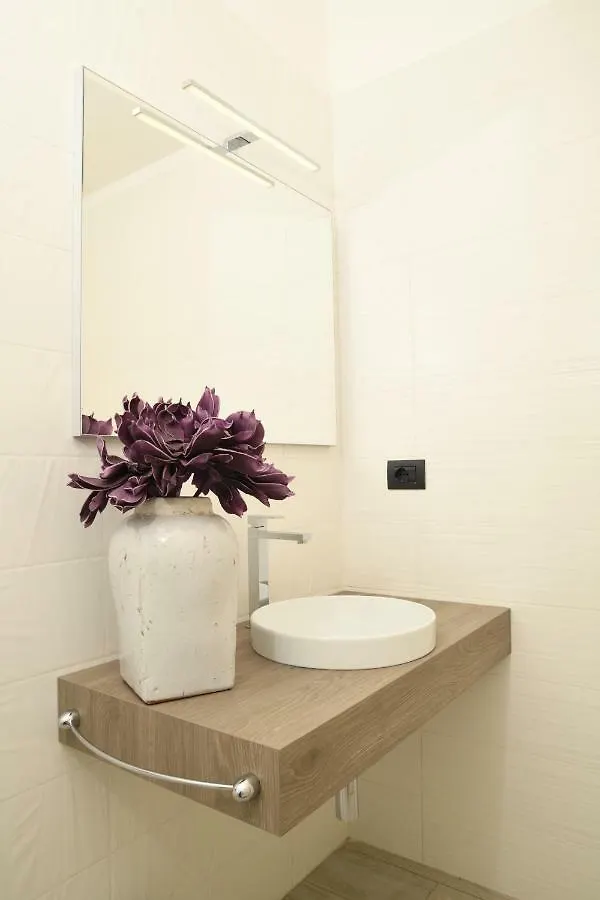 Poggio Fiorito Apartments アラッシオ